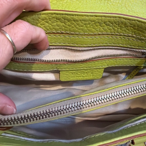 Michael Kors Green Pebbled Leather Satchel Handbag Purse - Picture 4 of 6